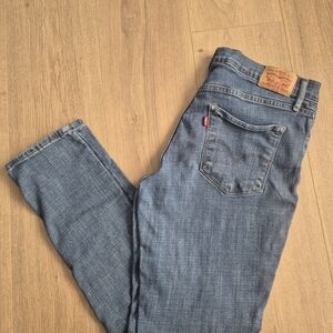 311 Levi's Shaping Skinny 31 Very Flattering In Great Condition